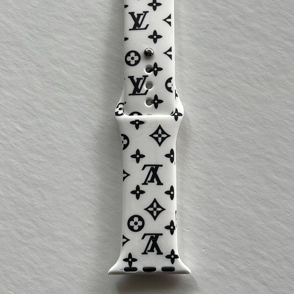 Silicone Sport Bands - Fits All Series Bands for iWatch 38/40-41mm 42/44-45 mm - Picture 3 of 8